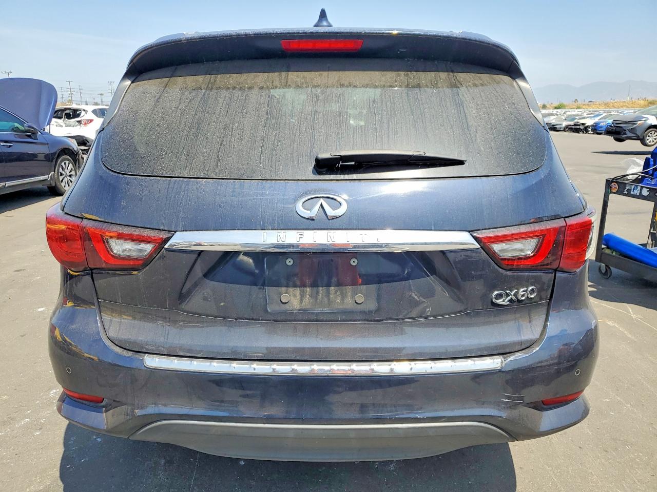 INFINITI Qx Luxe