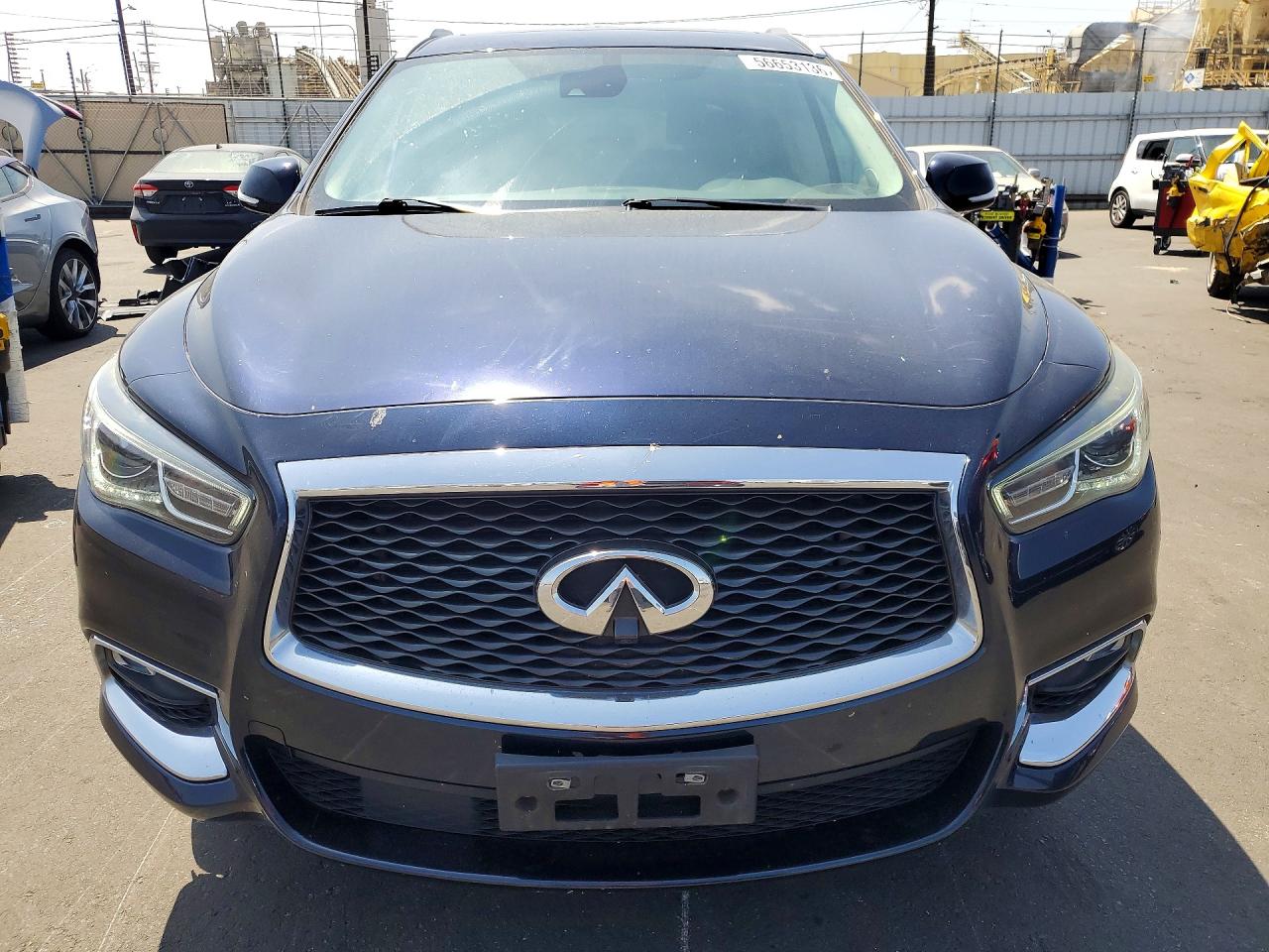 INFINITI Qx Luxe
