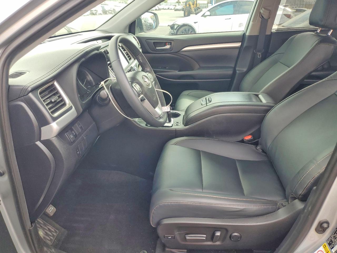 Toyota Highlander Xle