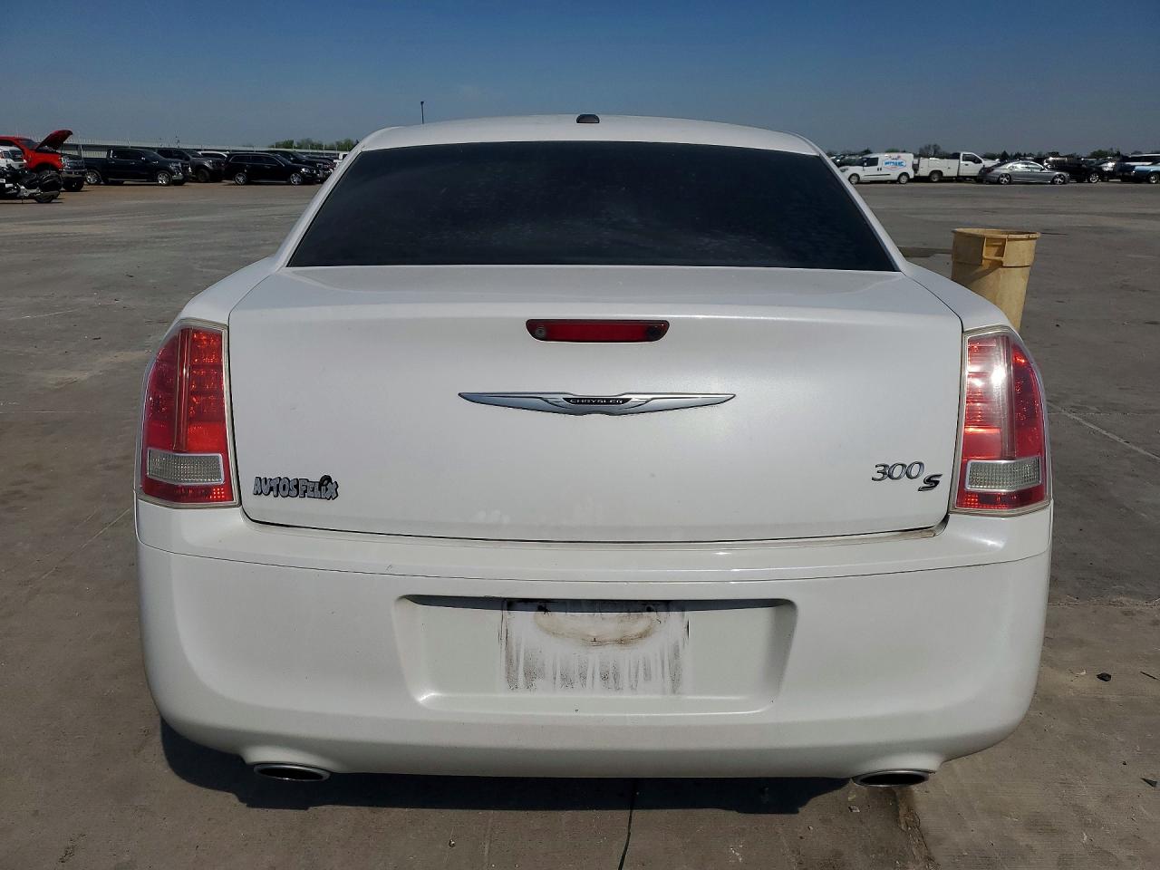 Chrysler 300 S