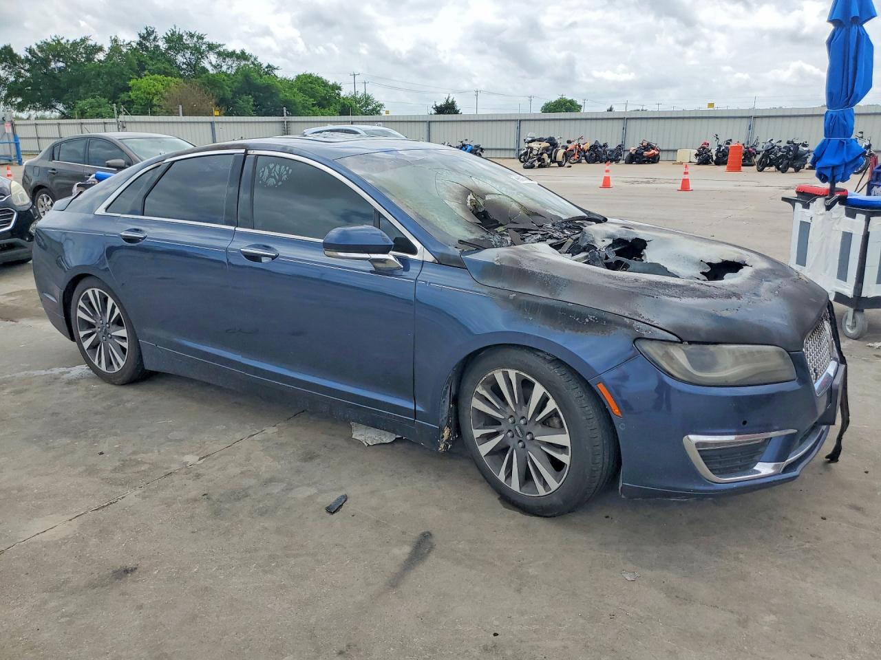 Lincoln MKZ Reserve