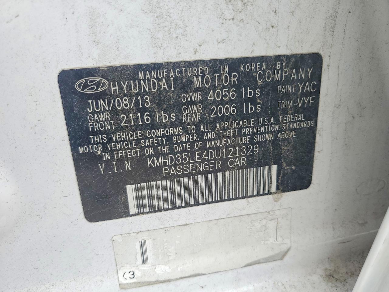 Hyundai ELANTRA Base