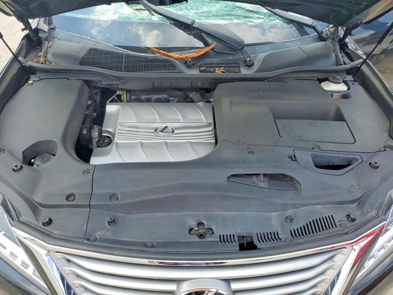 Lexus RX Base