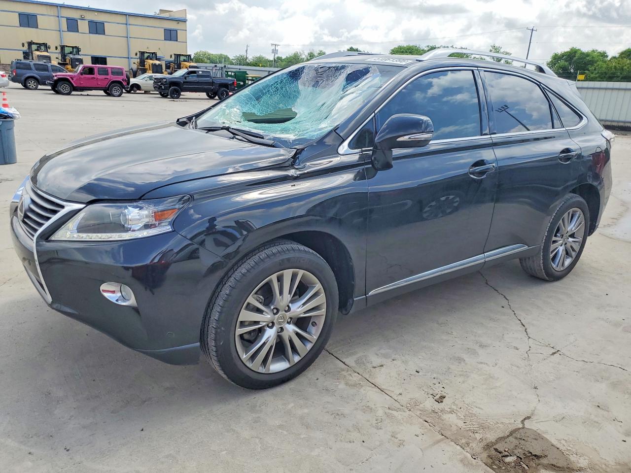 Salvage Lexus RX Image