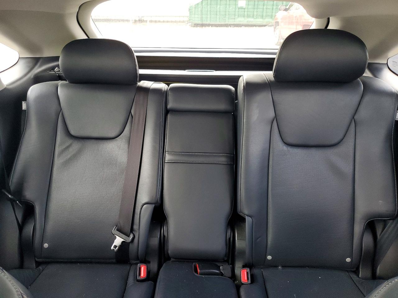 Lexus RX Base