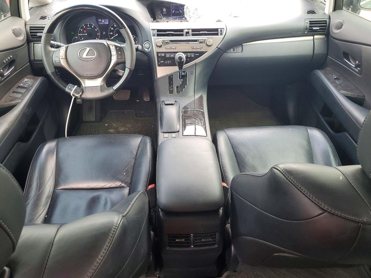 Lexus RX Base
