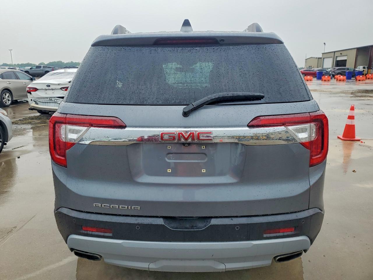 GMC Acadia Sle