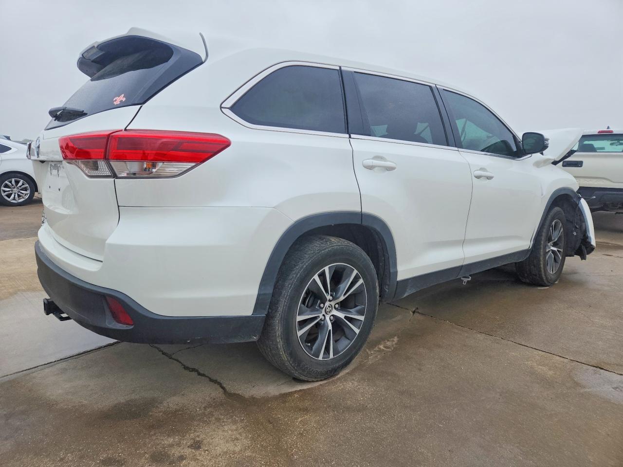 Toyota Highlander Le