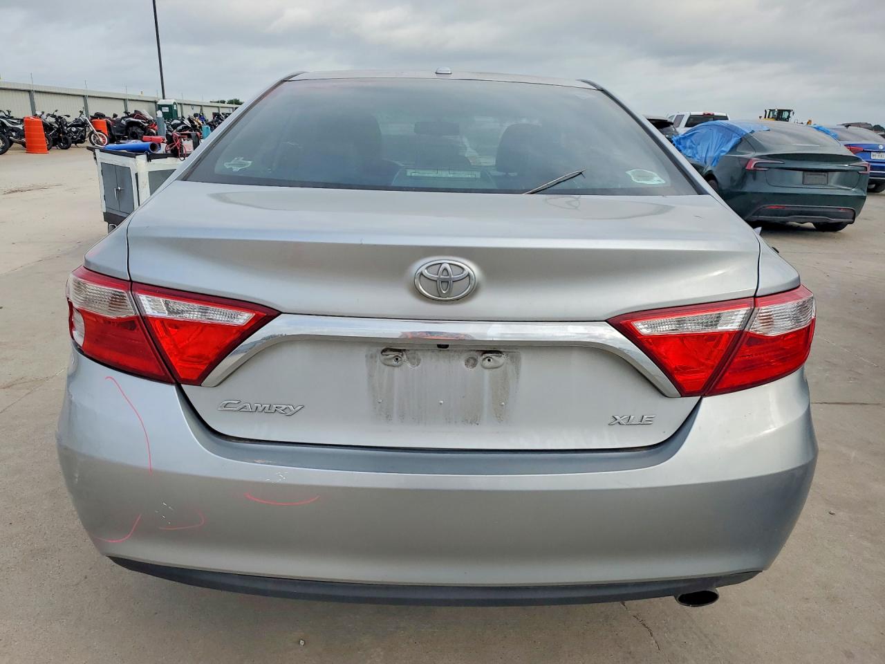 Toyota Camry Xle