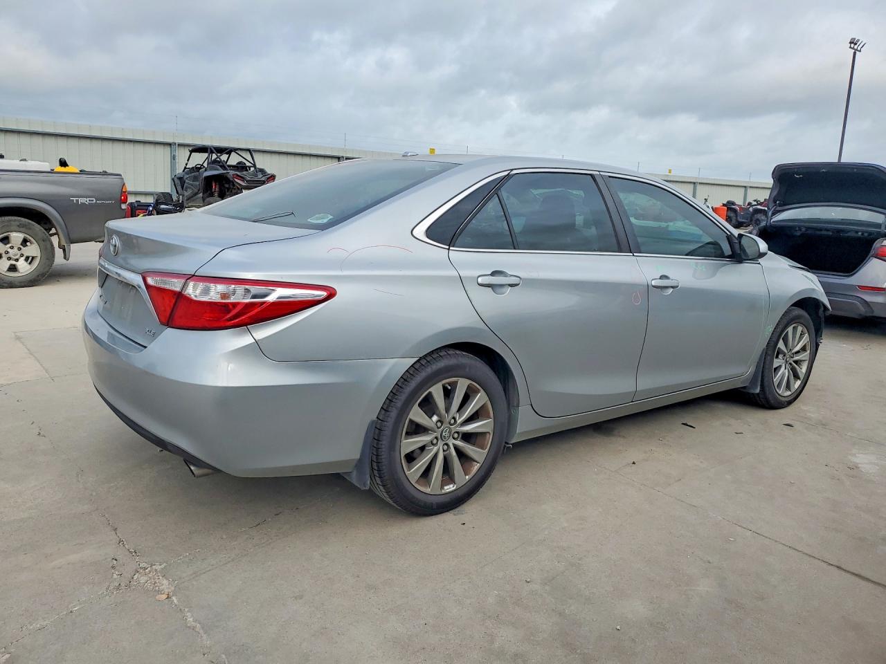 Toyota Camry Xle