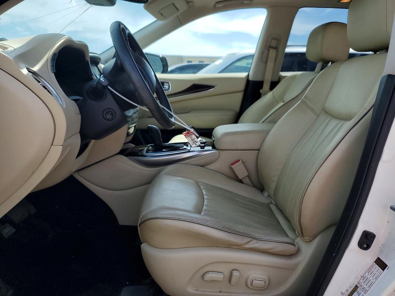 INFINITI Qx Base