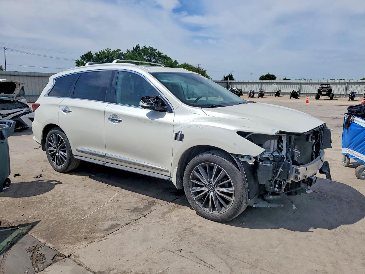 INFINITI Qx Base