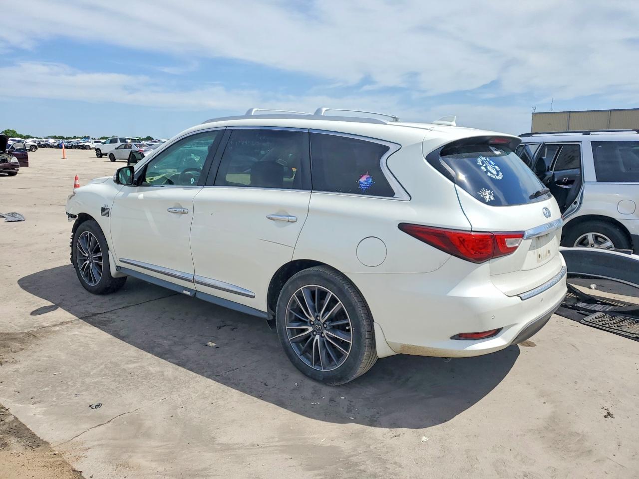 INFINITI Qx Base