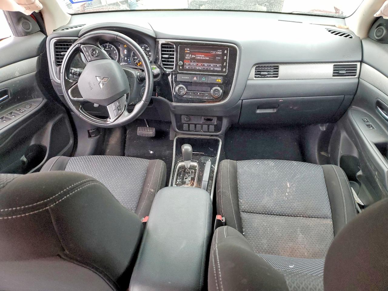 Mitsubishi Outlander Se