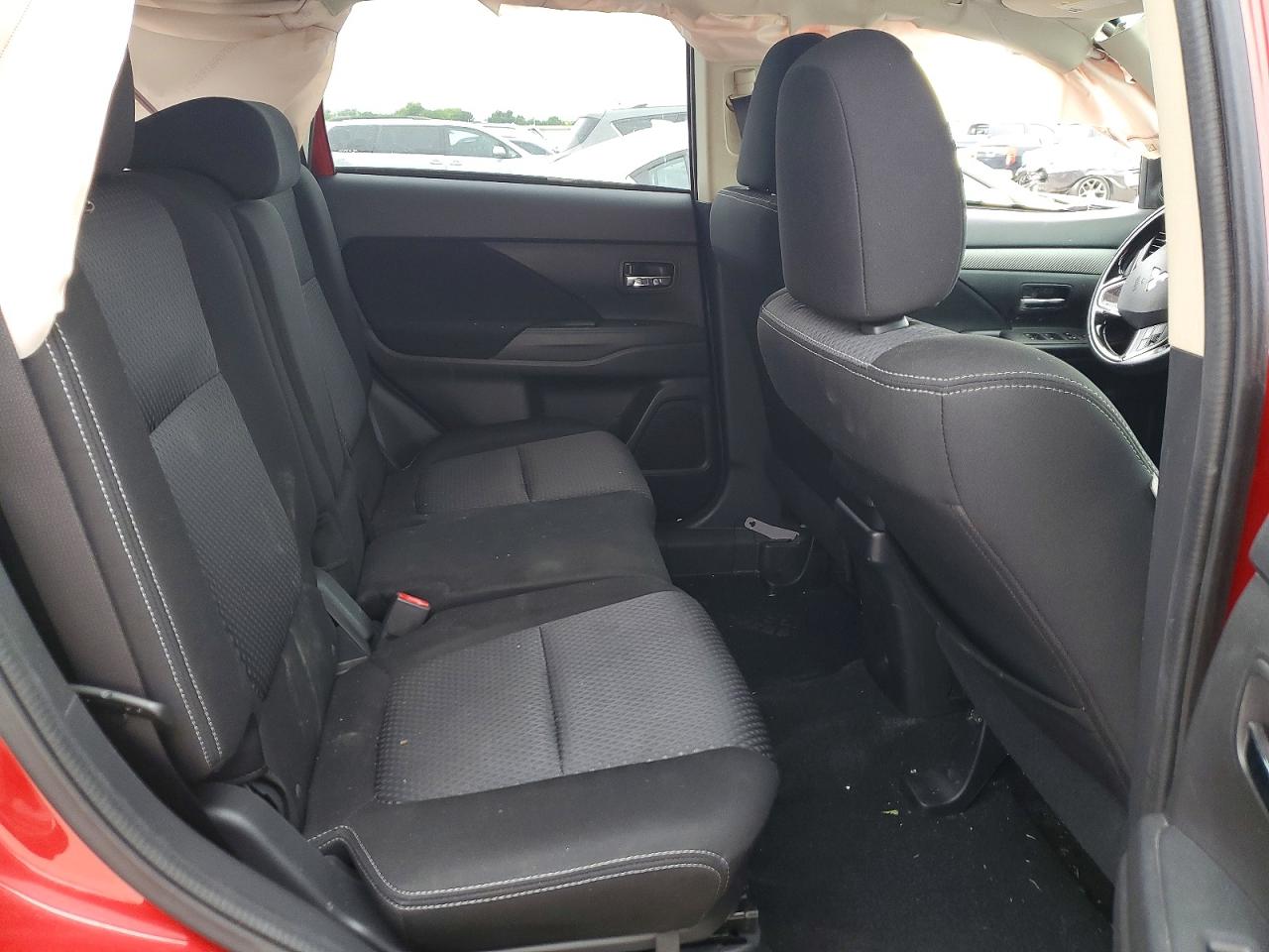 Mitsubishi Outlander Se