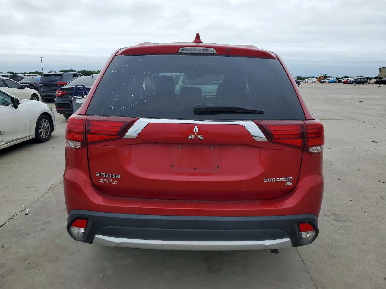 Mitsubishi Outlander Se