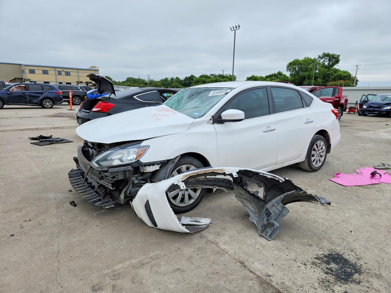 Salvage Nissan Sentra Image