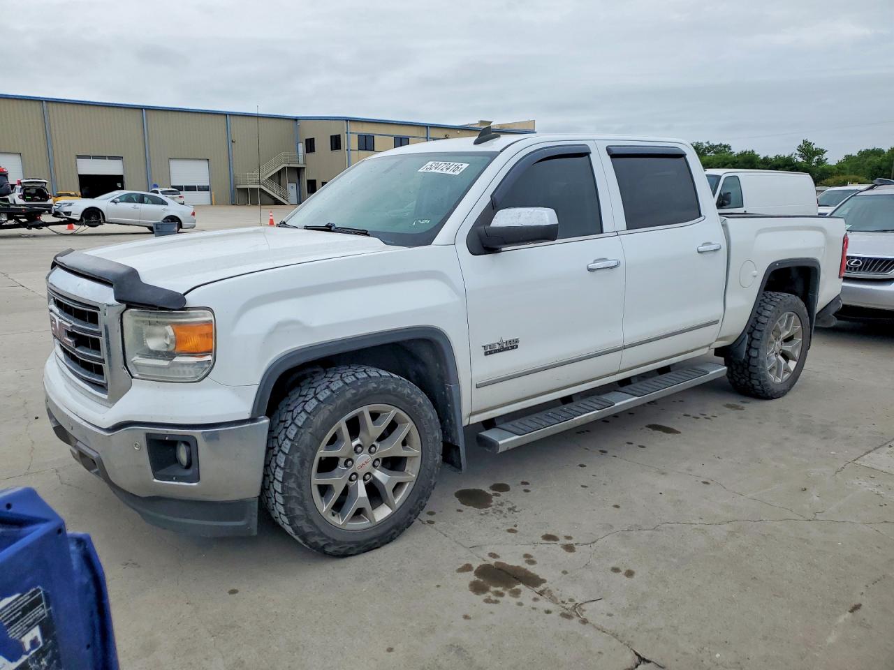 Salvage GMC Sierra Image