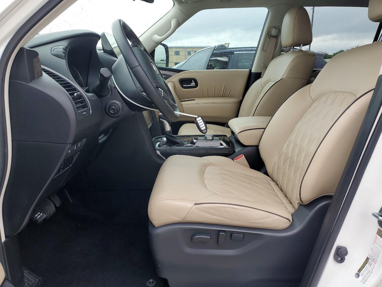 Nissan Armada Platinum