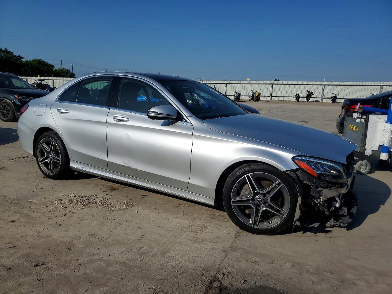 Mercedes-Benz C-Class 300 4matic