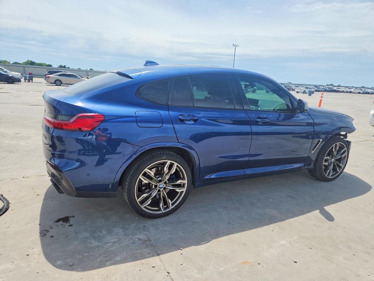 BMW X Series M40i