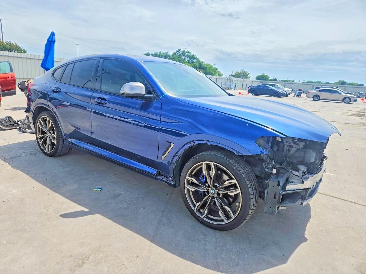 BMW X Series M40i