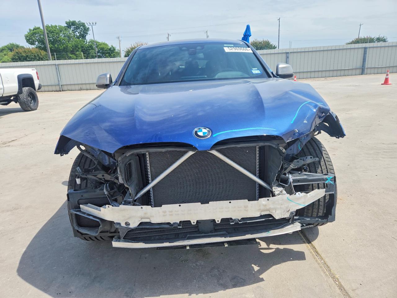 BMW X Series M40i