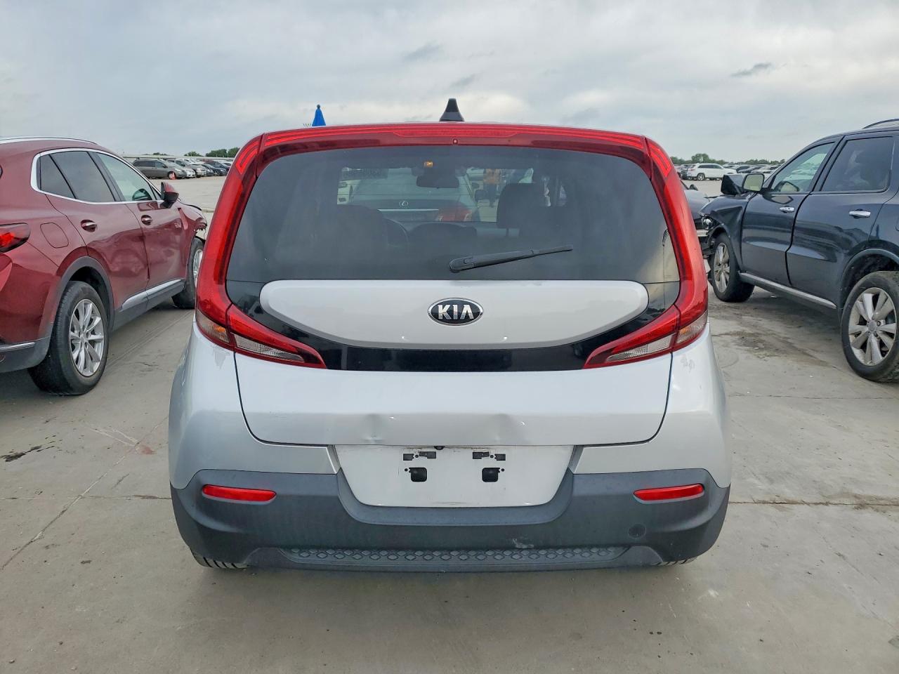 Kia Soul Lx