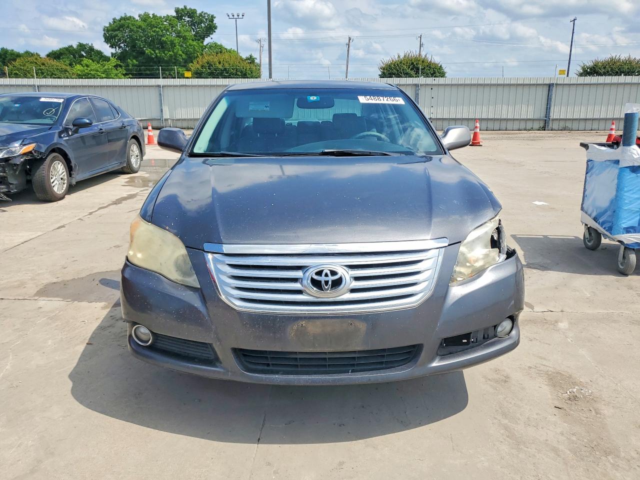 Toyota Avalon Xls