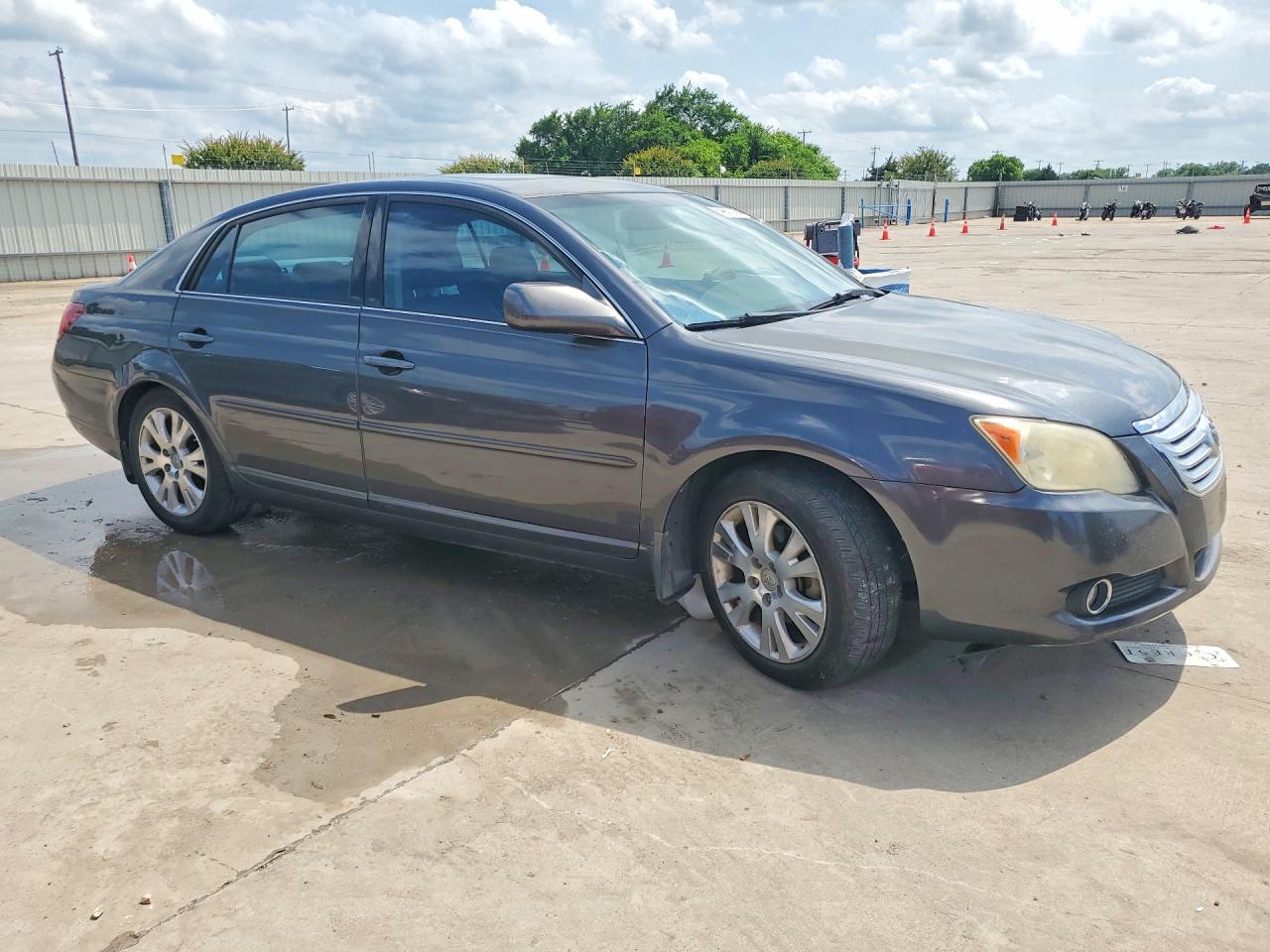 Toyota Avalon Xls