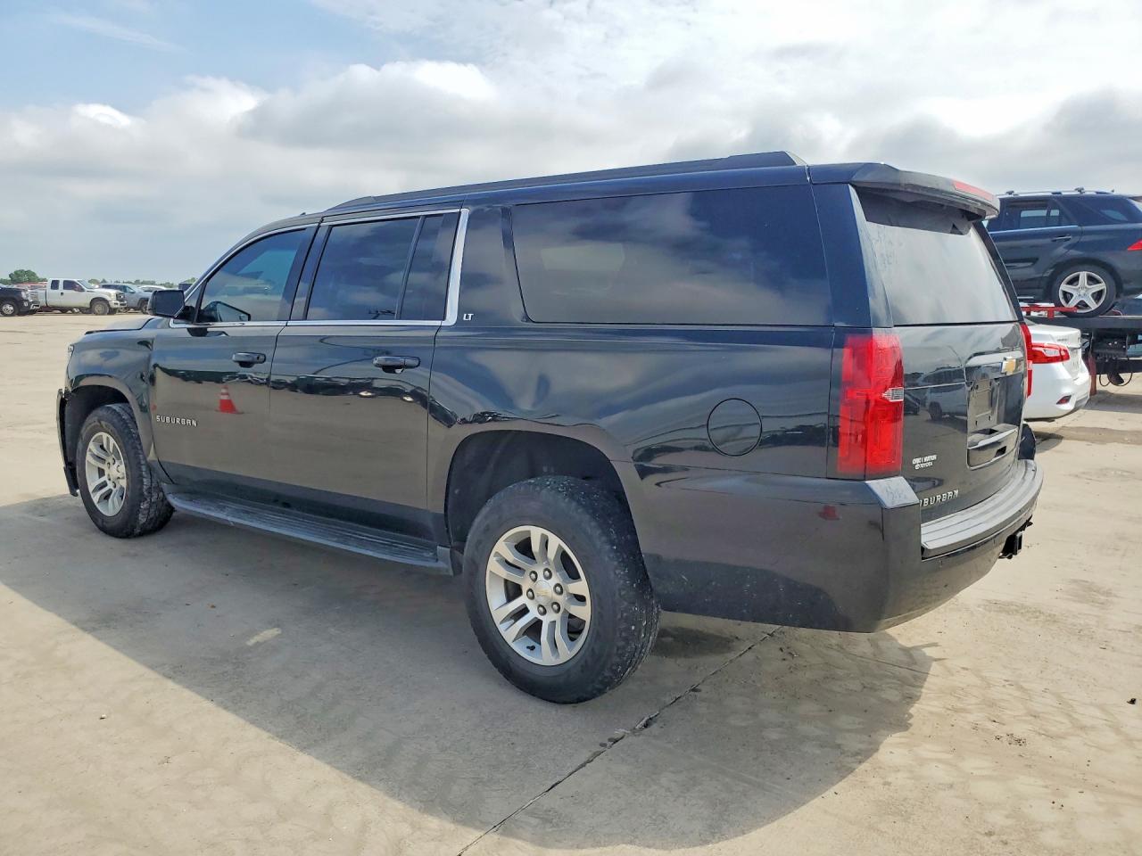 Chevrolet Suburban C1500 Lt