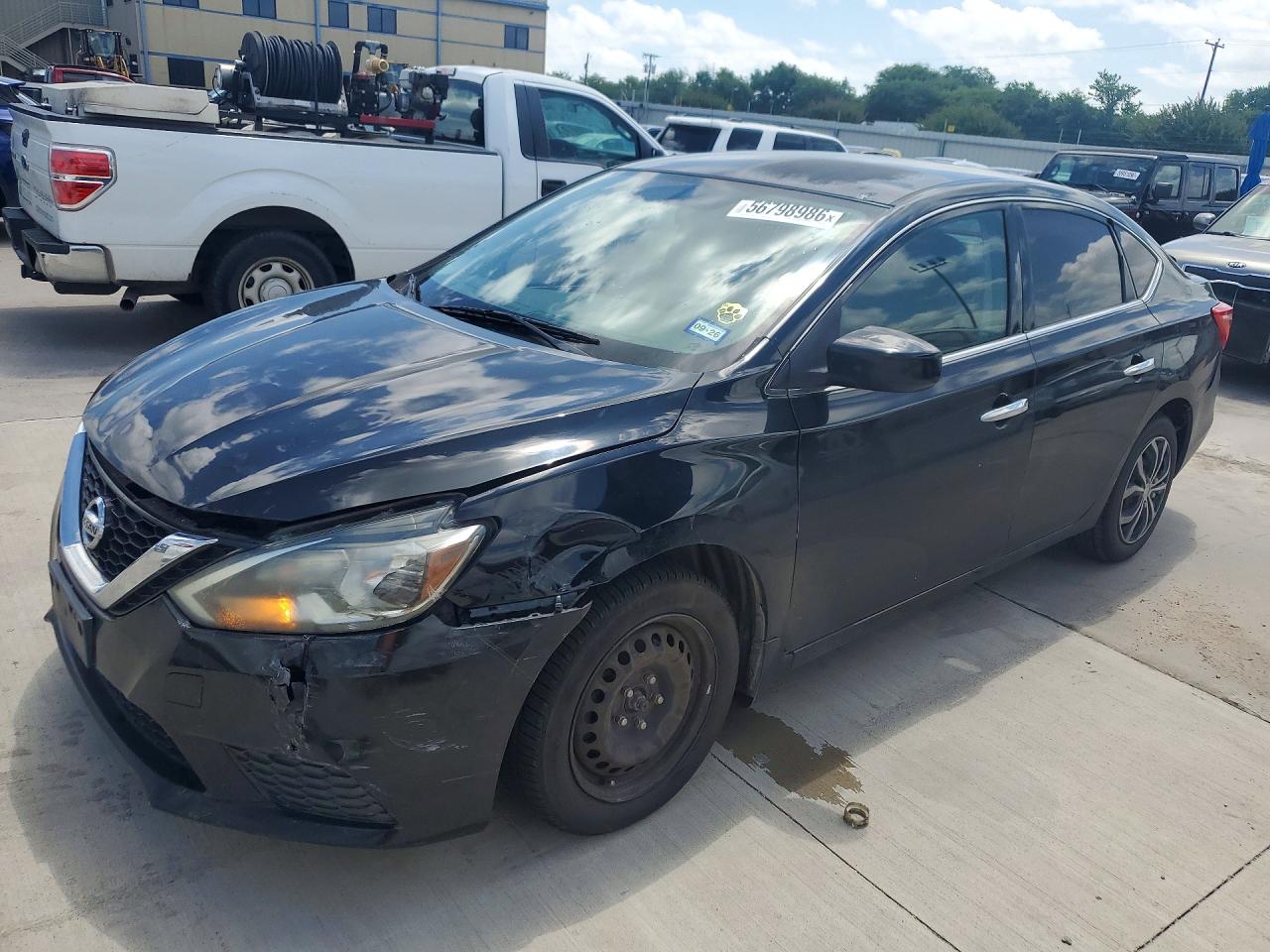 Salvage Nissan Sentra Image