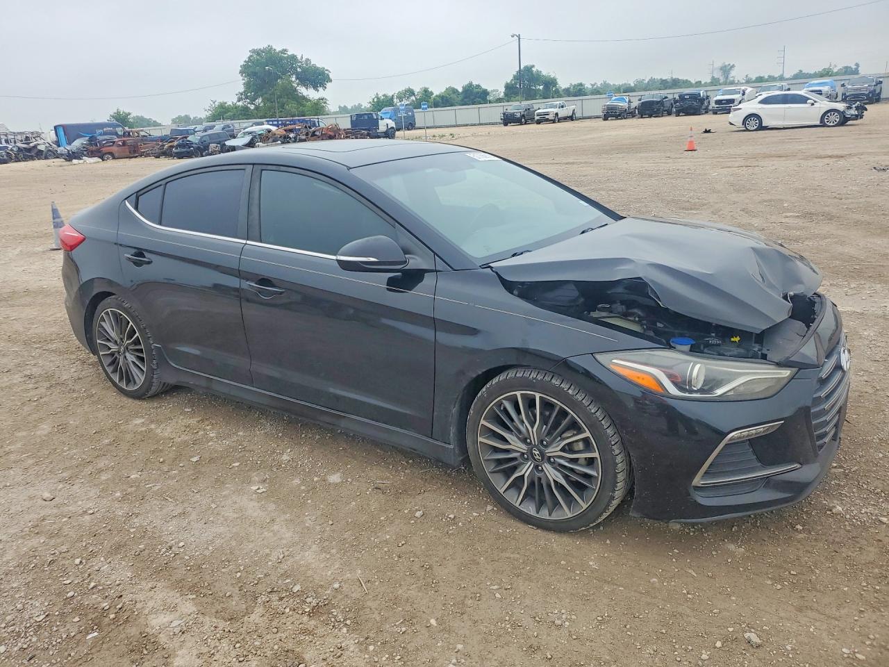 Hyundai ELANTRA Sport