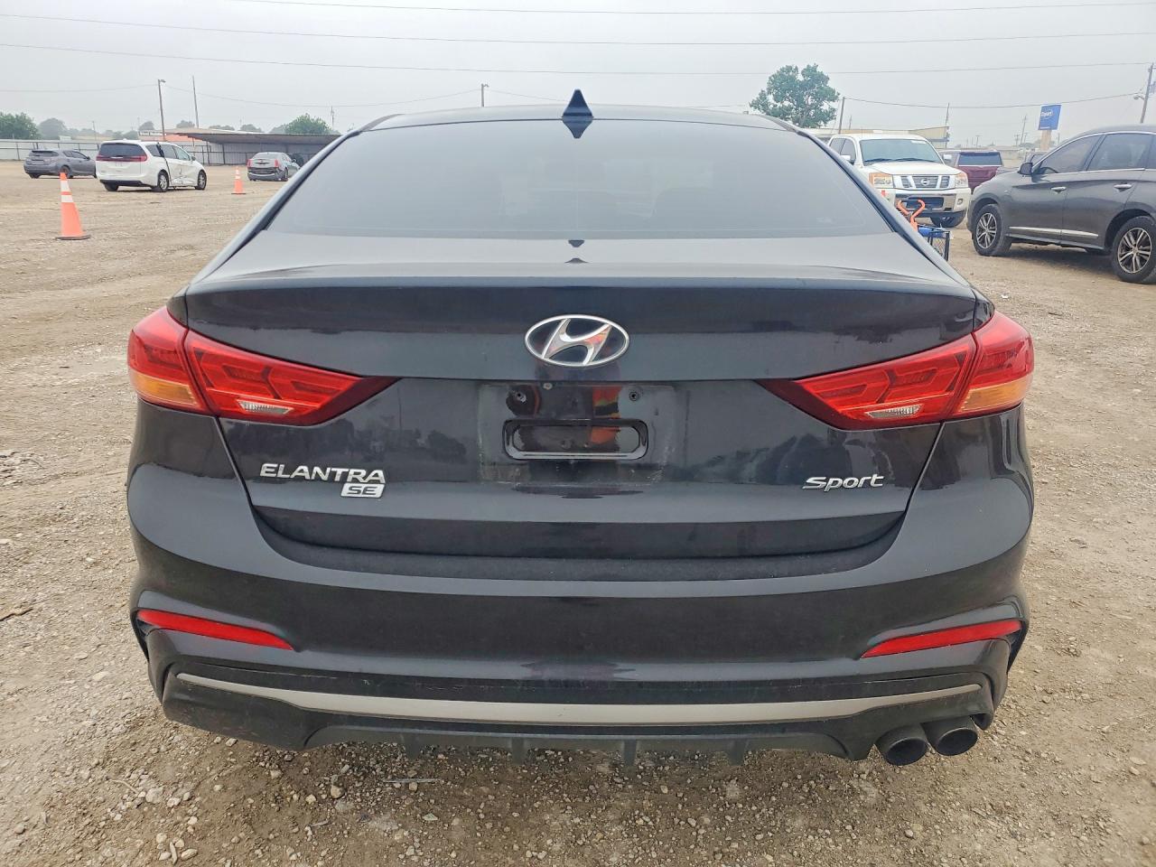 Hyundai ELANTRA Sport
