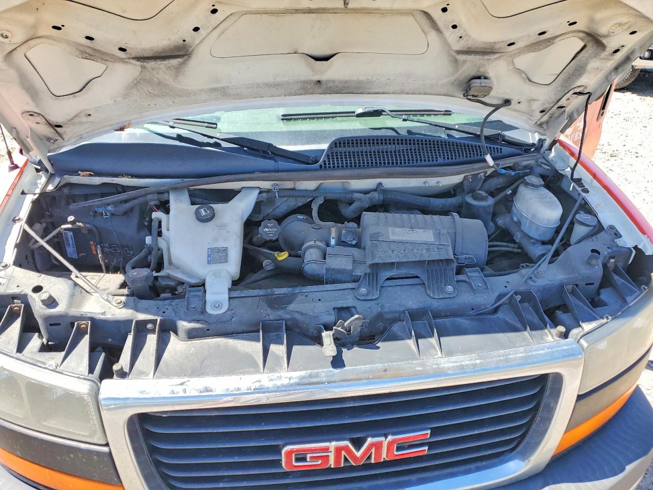 GMC Savana G2500