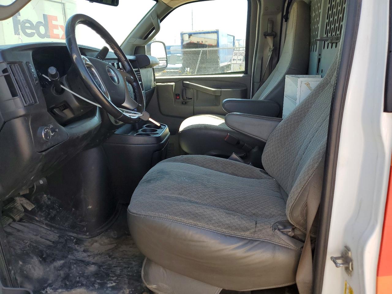 GMC Savana G2500