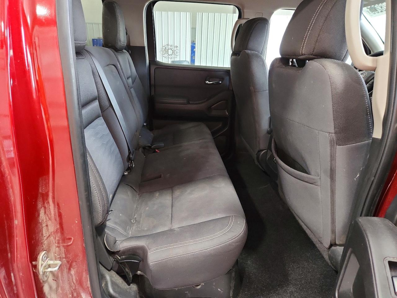 Nissan Frontier Sv