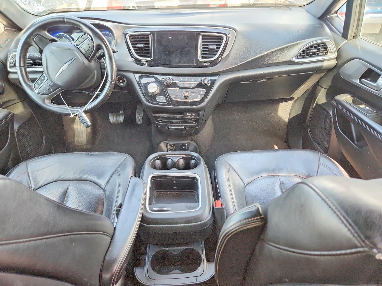 Chrysler Pacifica Touring L Plus