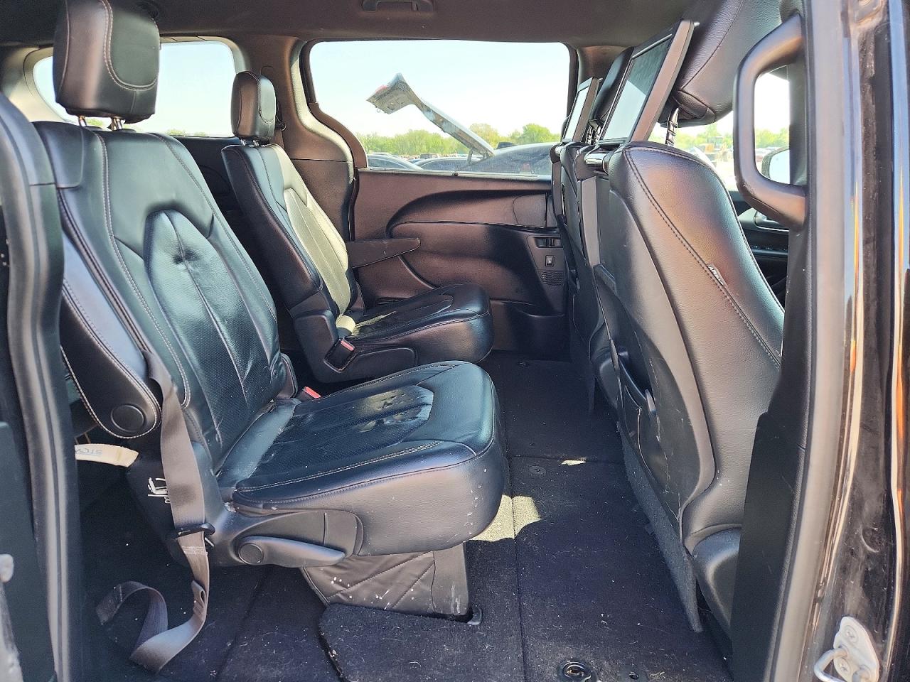 Chrysler Pacifica Touring L Plus