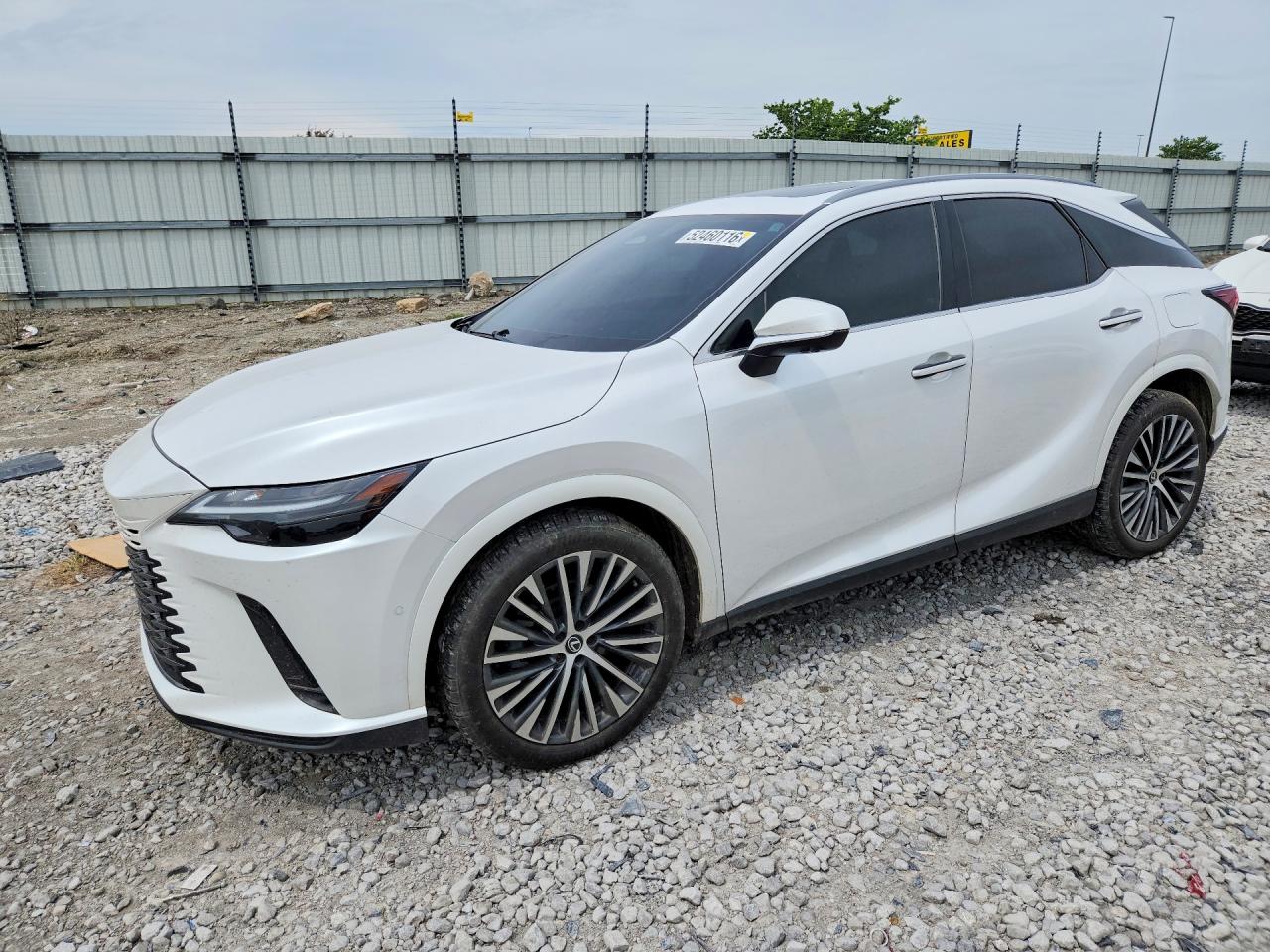 Salvage Lexus RX Image