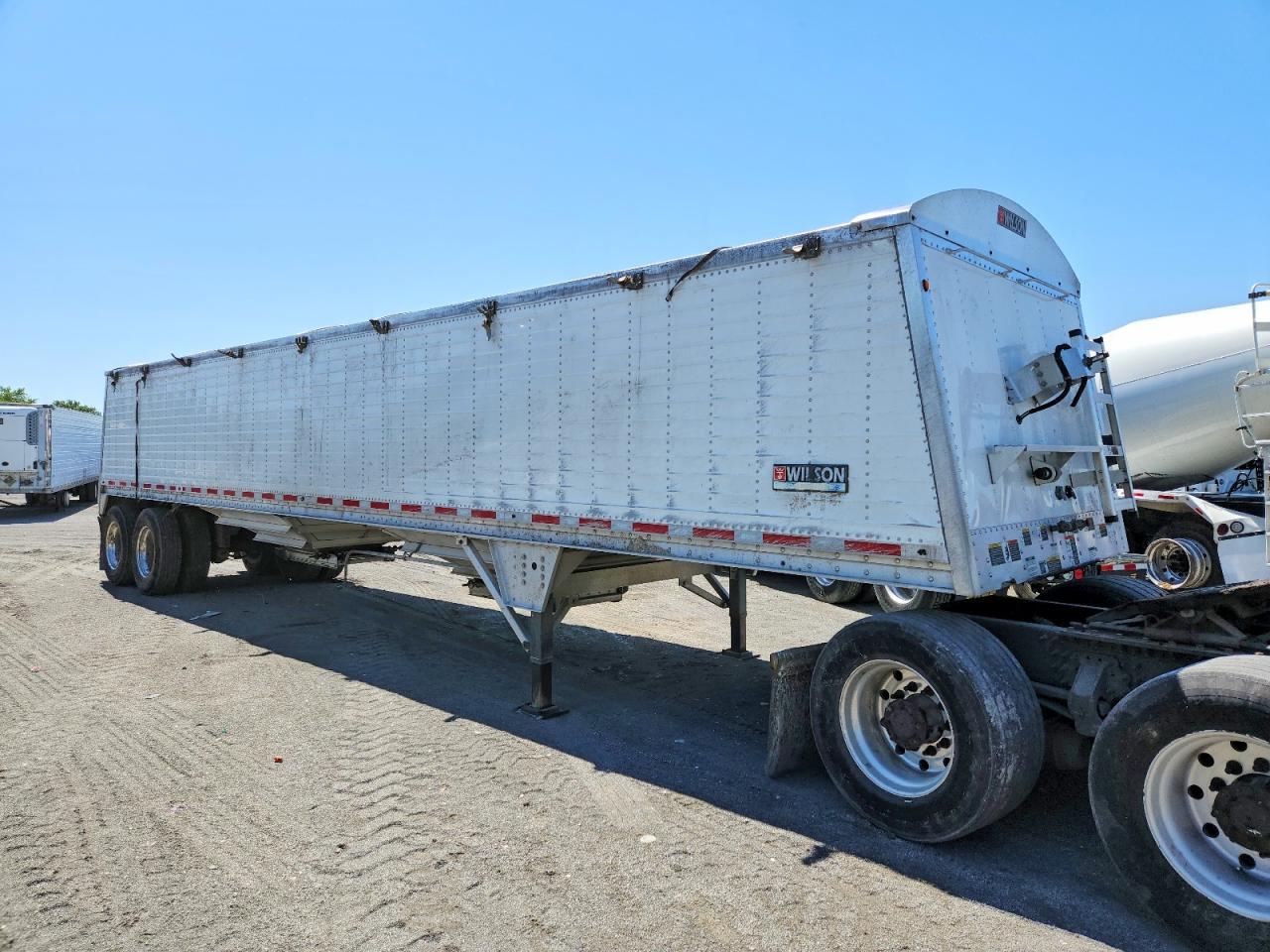 Salvage Wilson Trailer Co Trailer Image