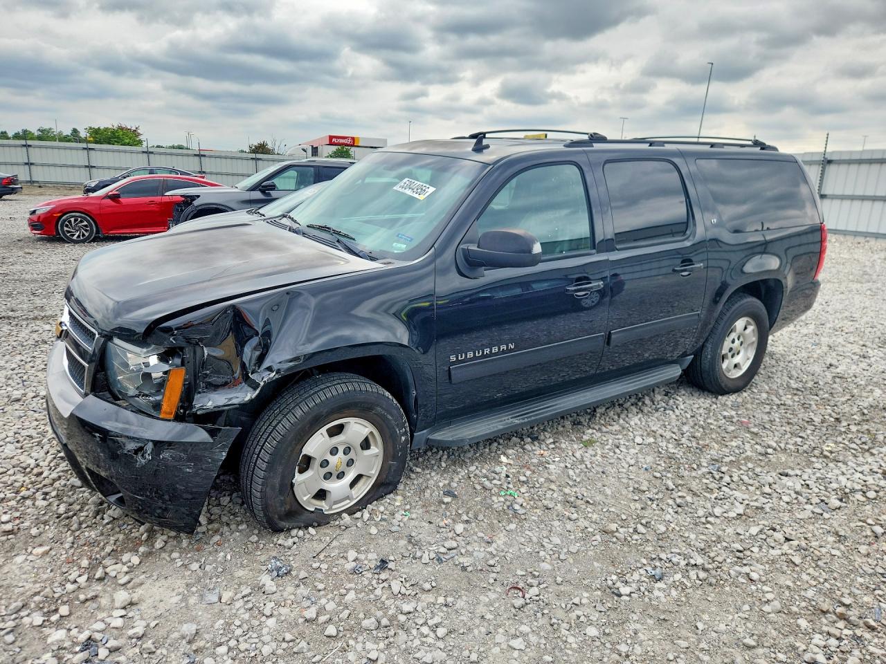 Salvage Chevrolet Suburban Image