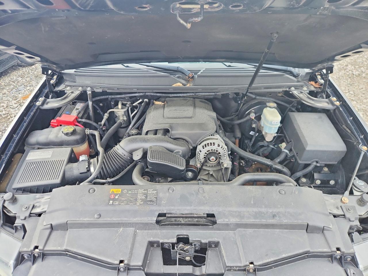 Chevrolet Suburban C1500 Lt