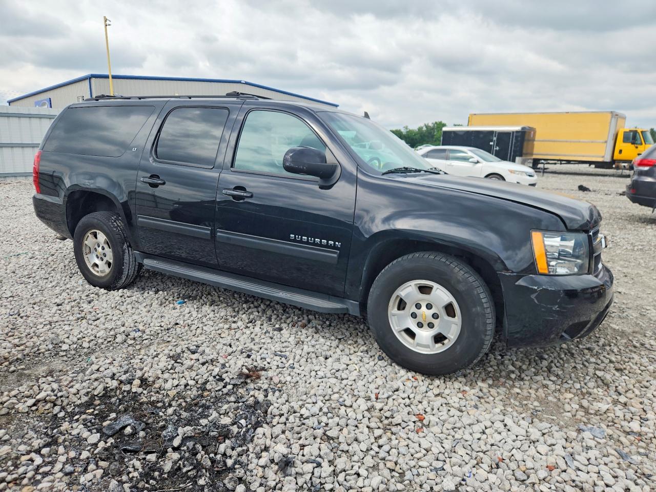 Chevrolet Suburban C1500 Lt
