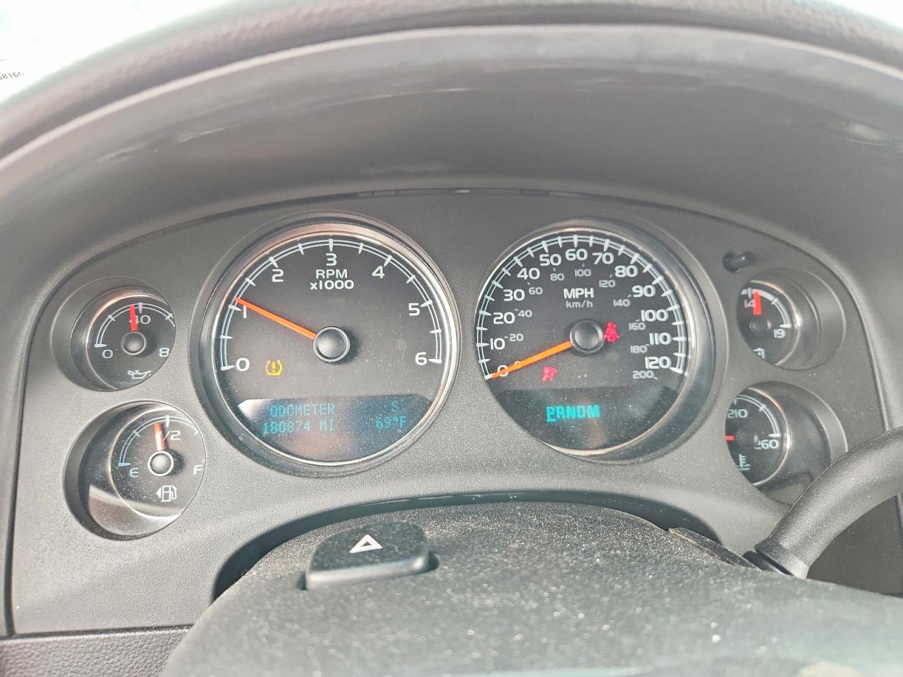 Chevrolet Suburban C1500 Lt
