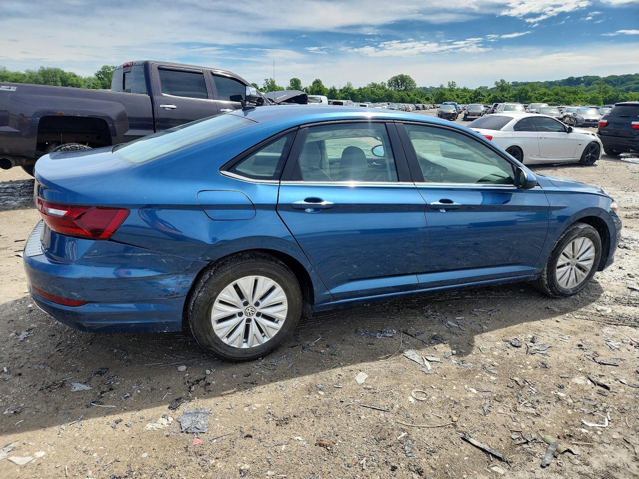 Volkswagen Jetta S