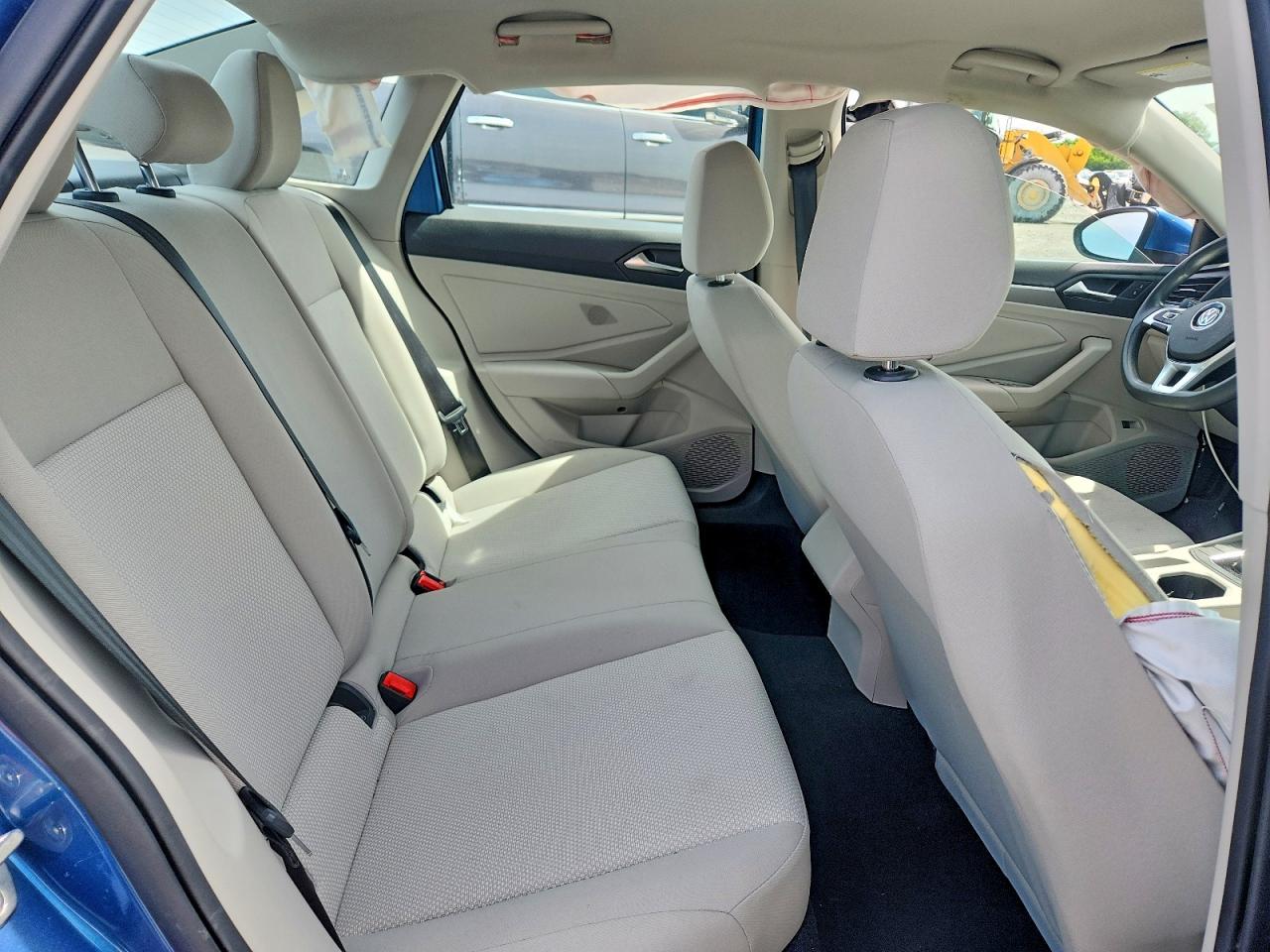 Volkswagen Jetta S