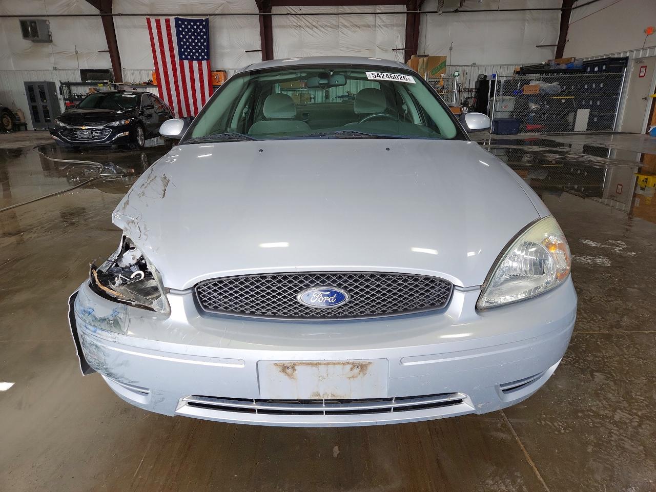 Ford Taurus Sel
