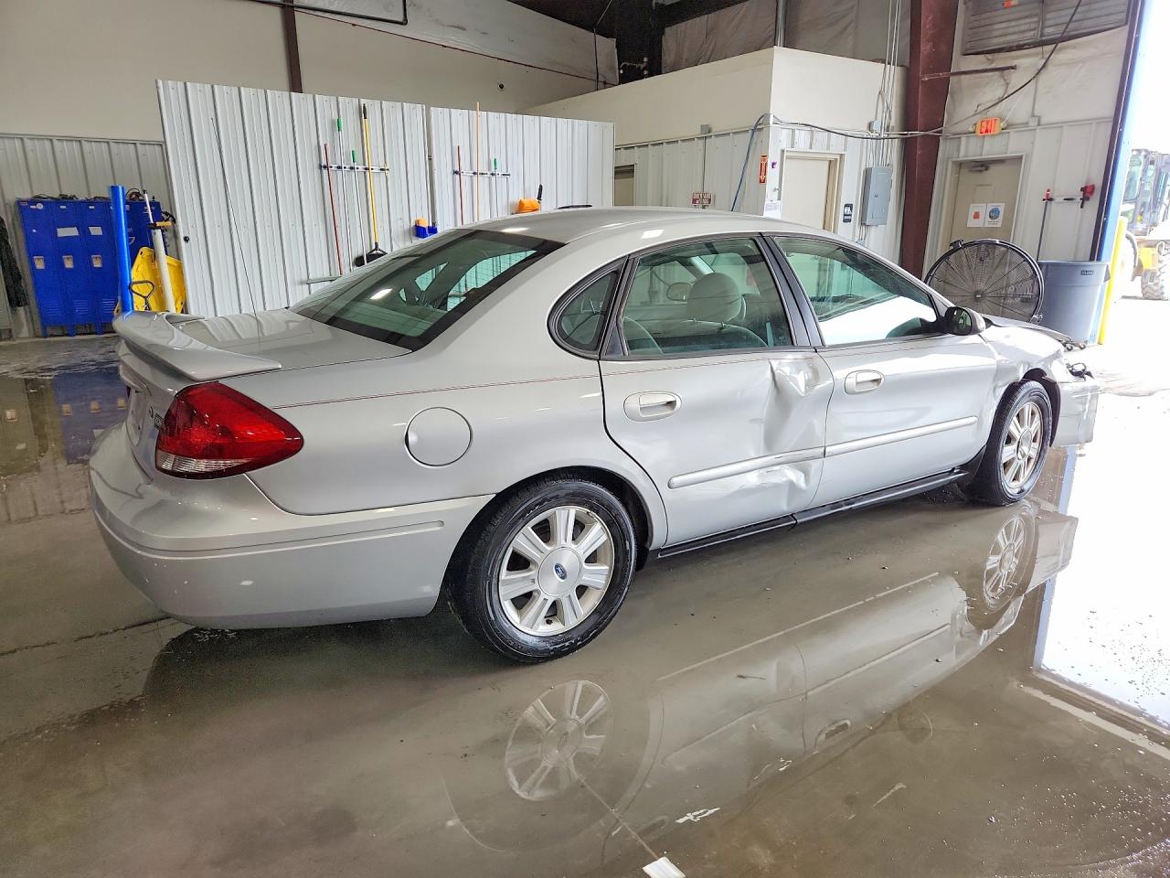 Ford Taurus Sel