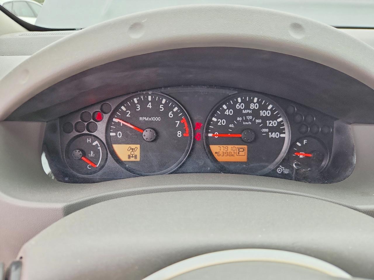 Nissan Frontier Sv